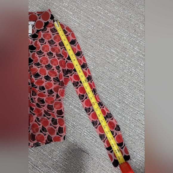 🔷ZARA - Red & Black Rushed Mesh/Sheer Button-Down Blouse - Picture 8 of 10